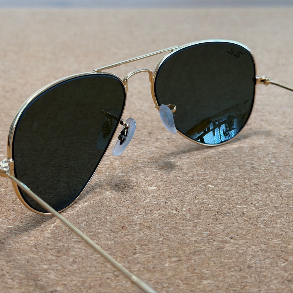 Ray-Ban Classic Gold Aviator Sunglasses - Picture 7 of 11
